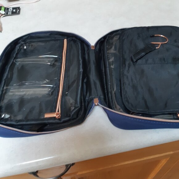 Aimee Kestenberg travel cosmetic bag - Picture 15 of 15